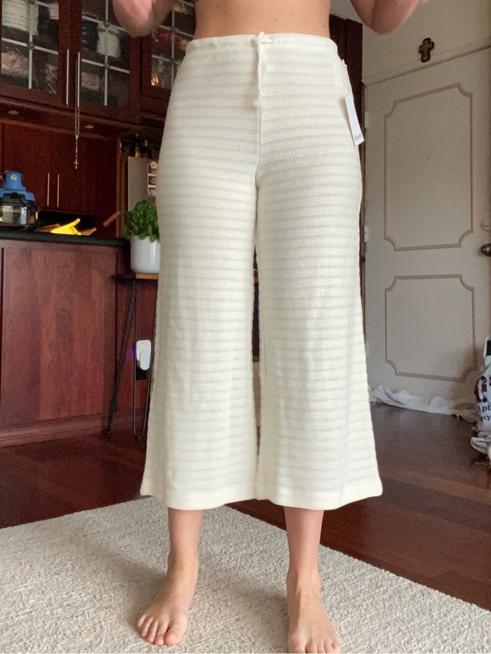 Splendid Cream Wide-Leg Ankle Cropped Pants